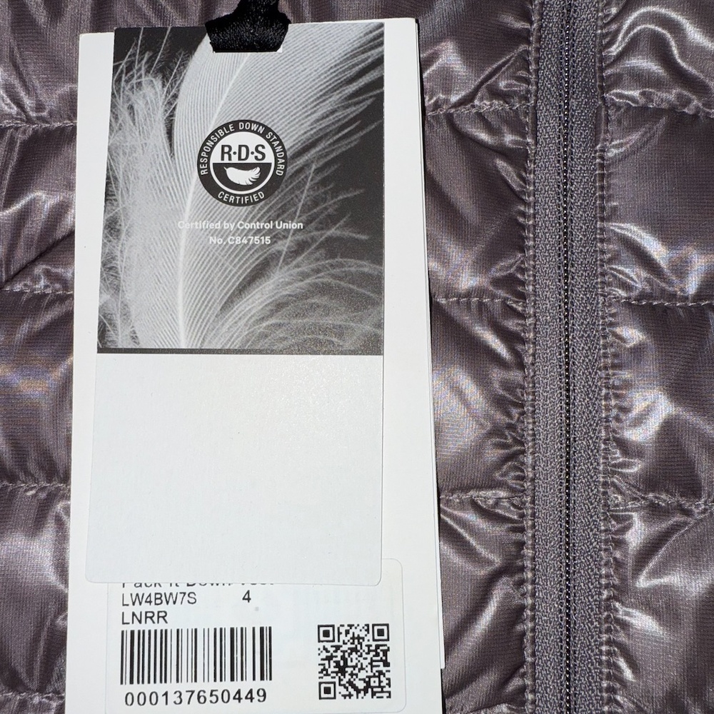 Lululemon Pack It Down Vest *Shine (Size 4) in Lunar Rock - Picture 11 of 11
